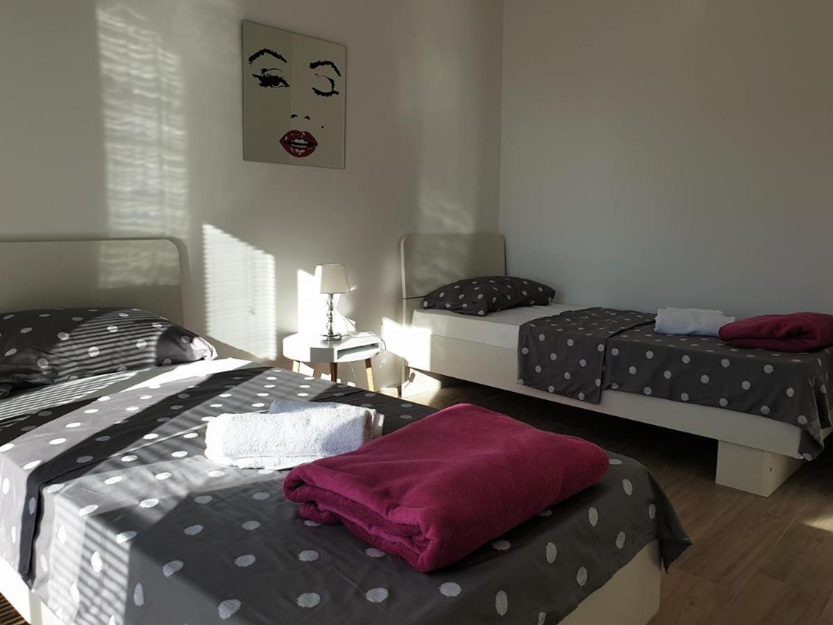 Premium Apartments Adore Novalja Kültér fotó