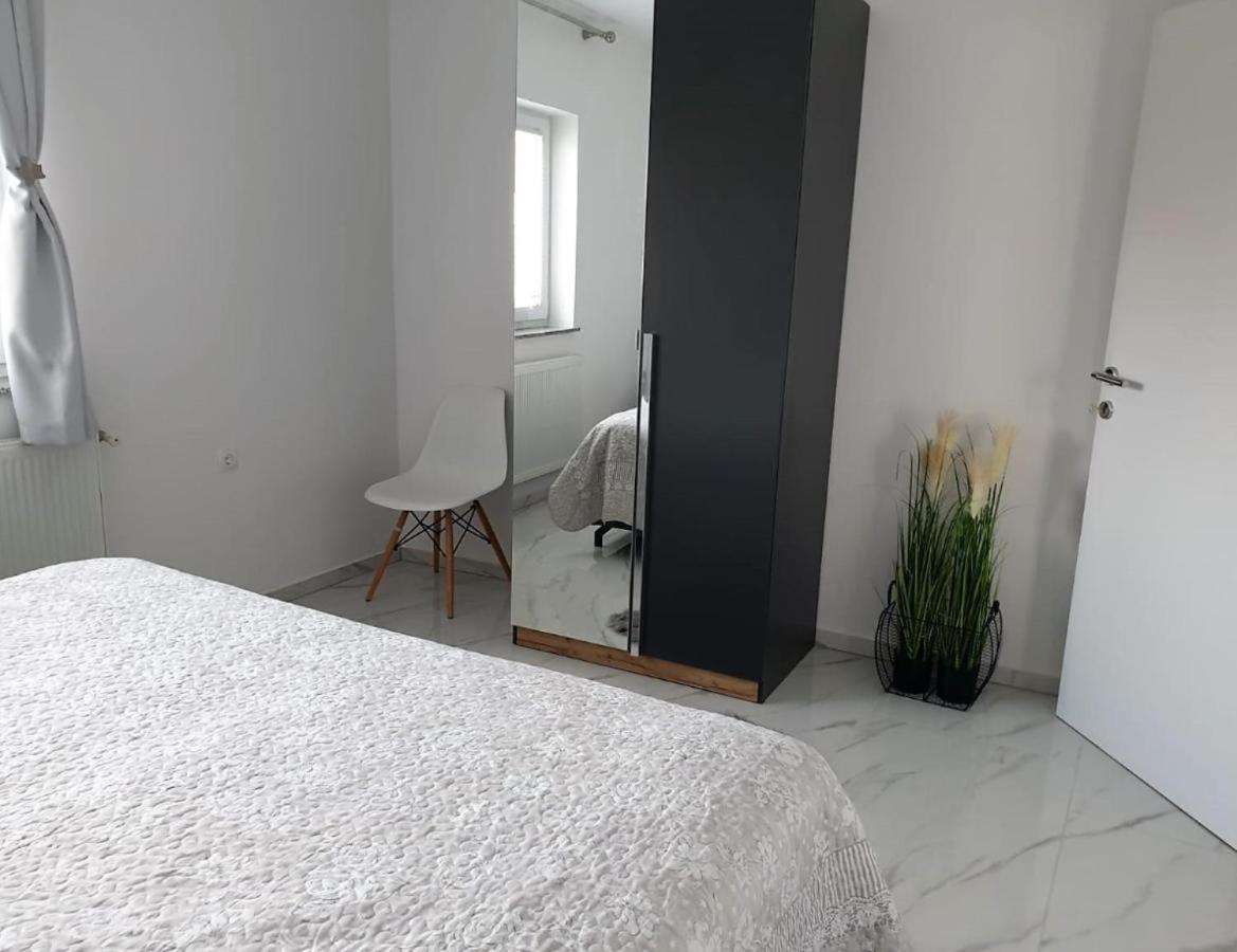 Premium Apartments Adore Novalja Kültér fotó