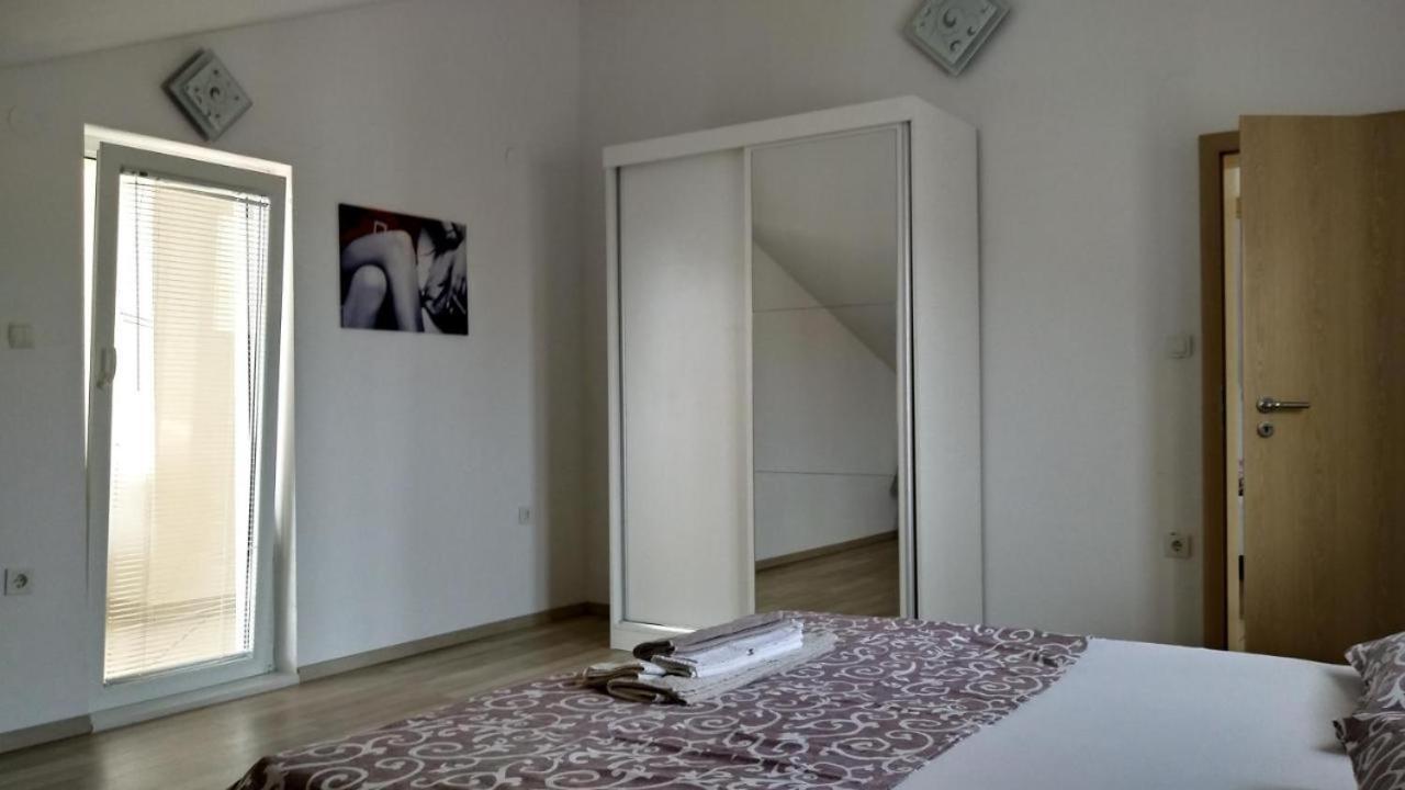 Premium Apartments Adore Novalja Kültér fotó