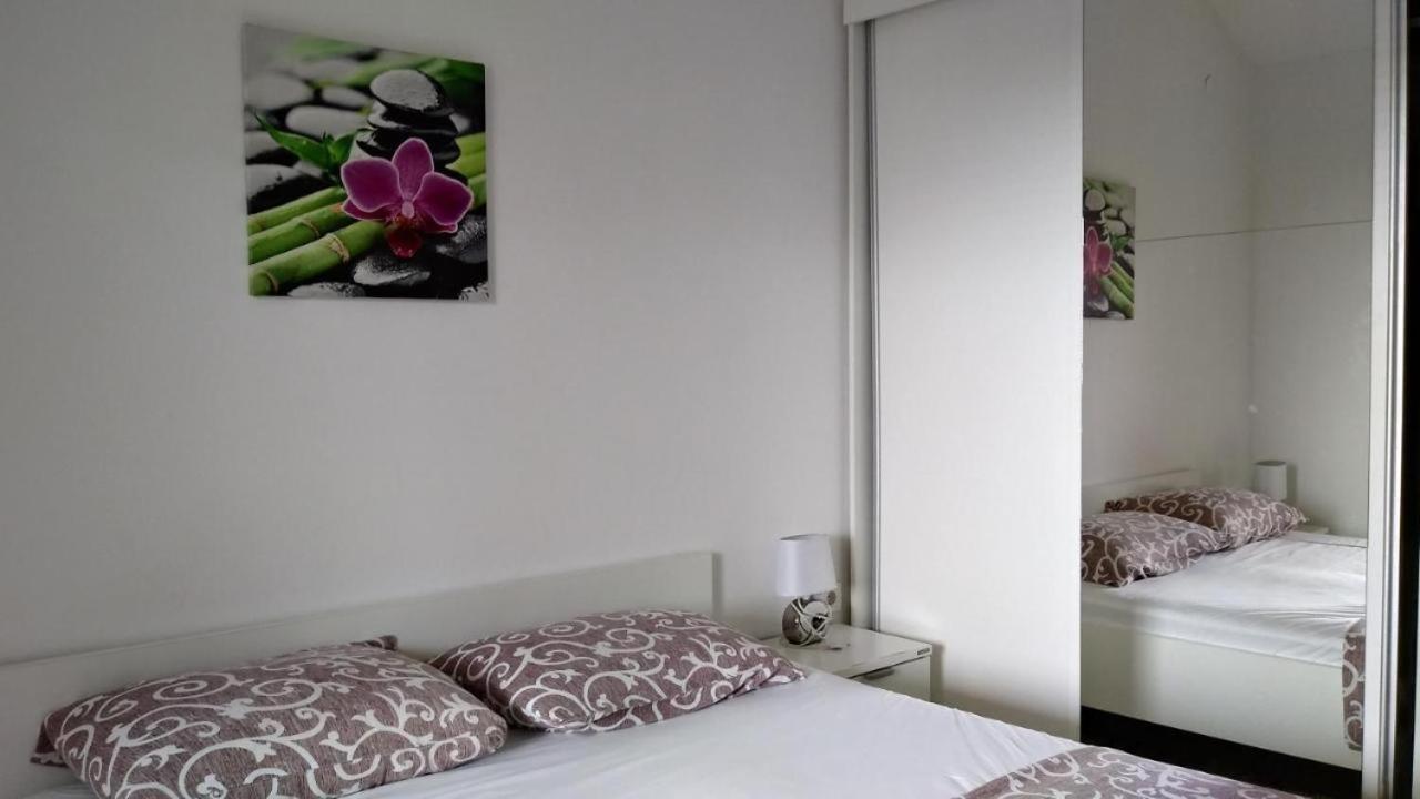 Premium Apartments Adore Novalja Kültér fotó