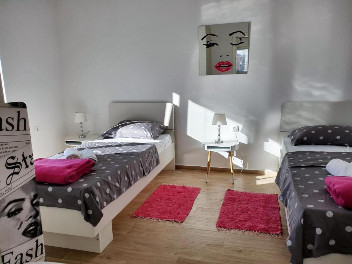 Premium Apartments Adore Novalja Kültér fotó